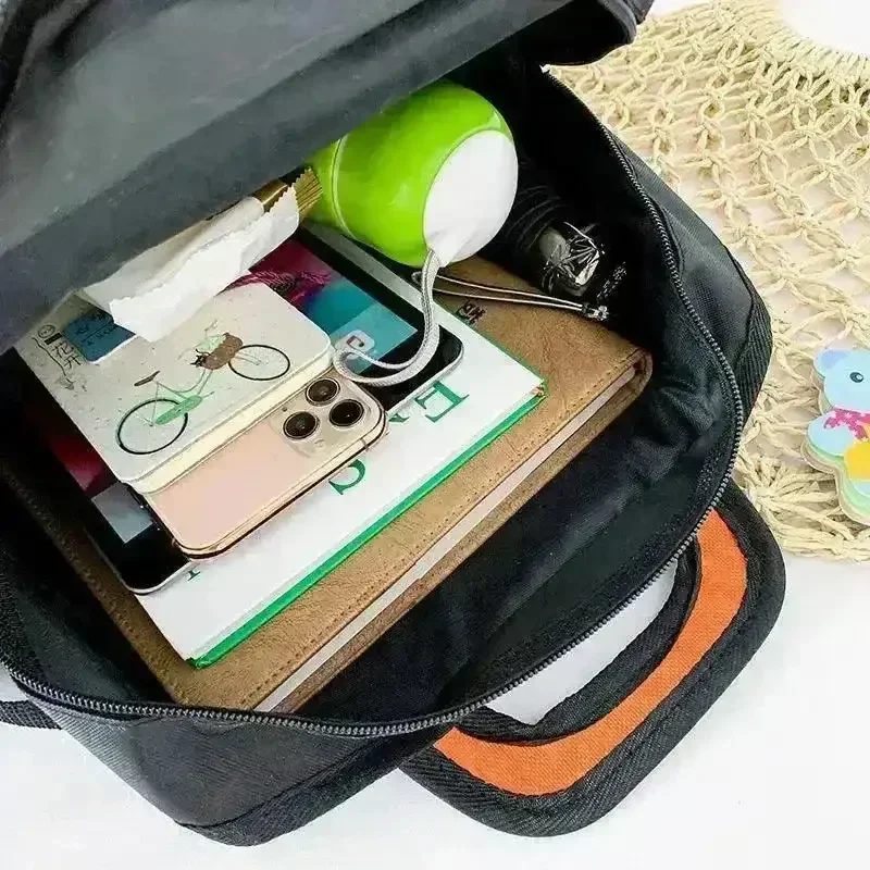 2D Cartoon Drawing Backpack - Image 4