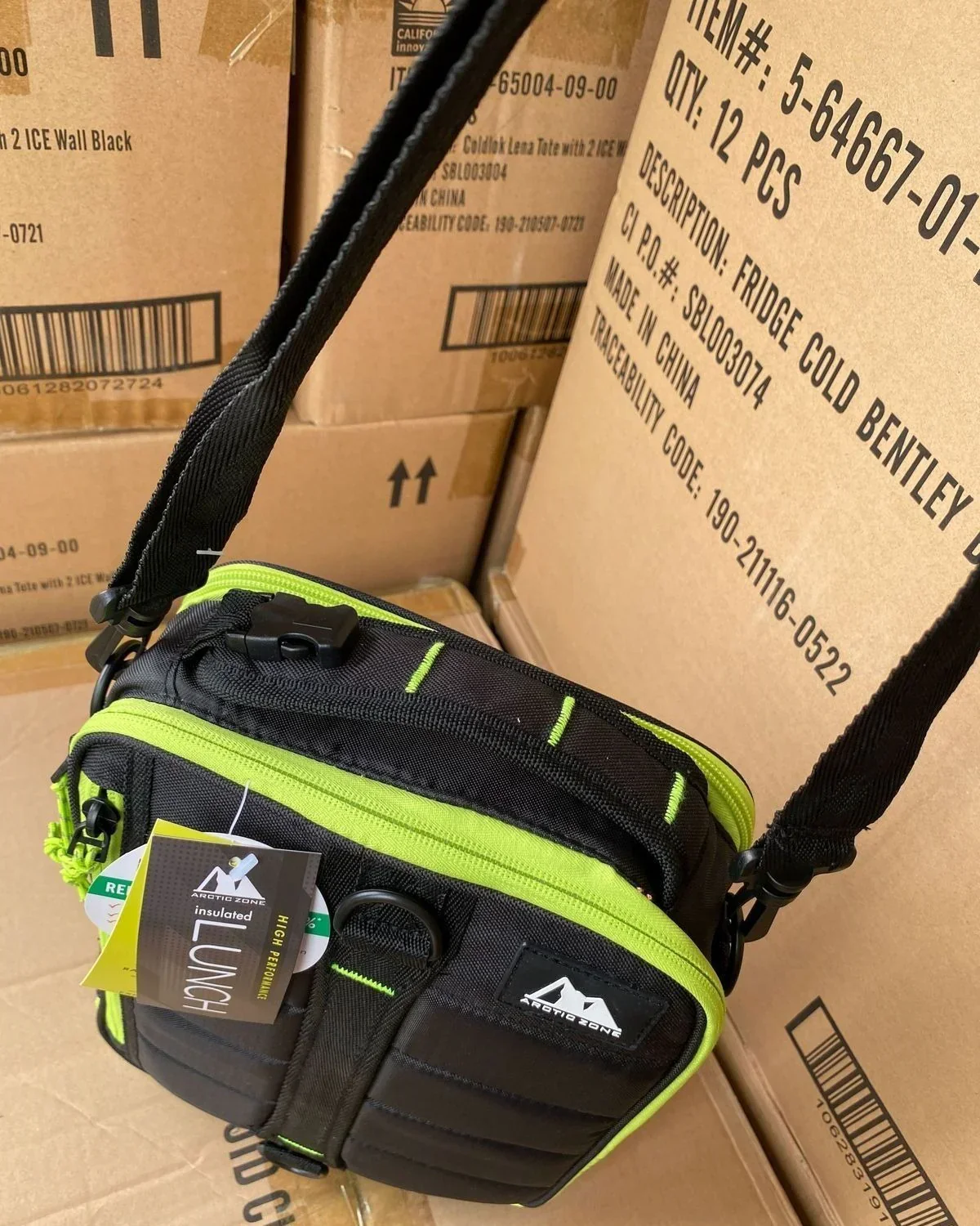 Acrctic Zone Apex Cooler 5L Lunch Bag - Image 7
