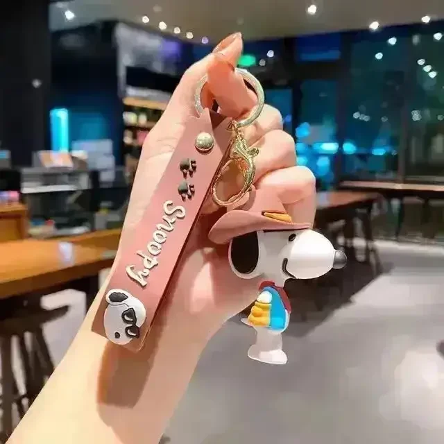 Adorable Snoopy 3D Keychain - Image 10