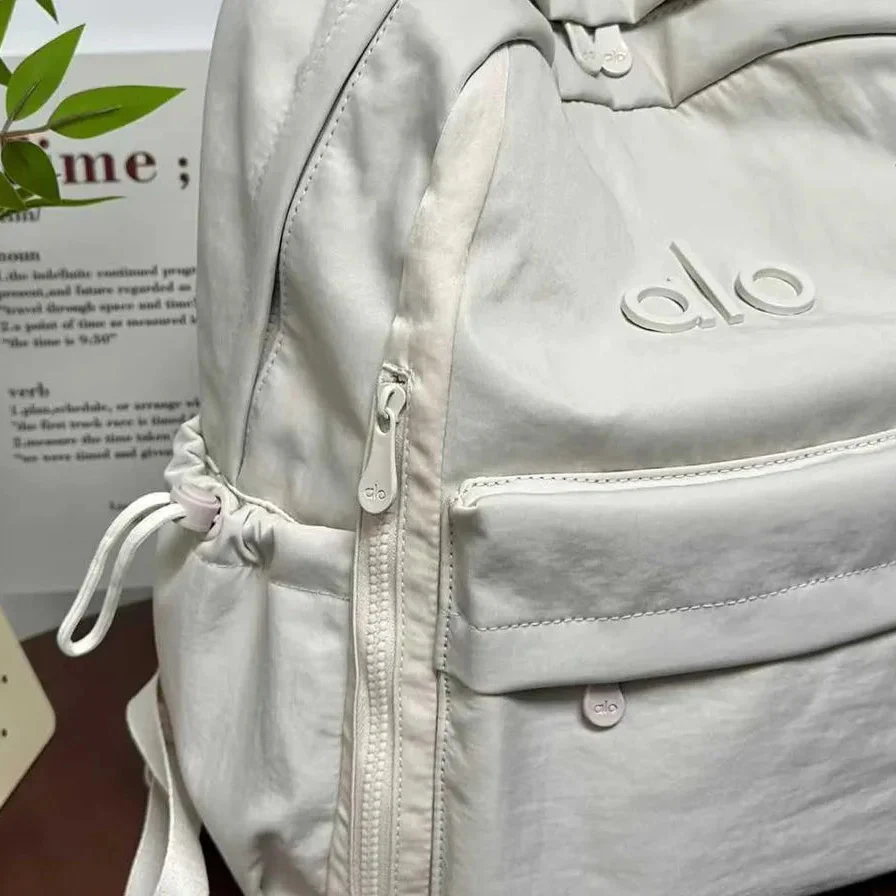 Alo Yoga Unisex Commuter Backpack - Image 2