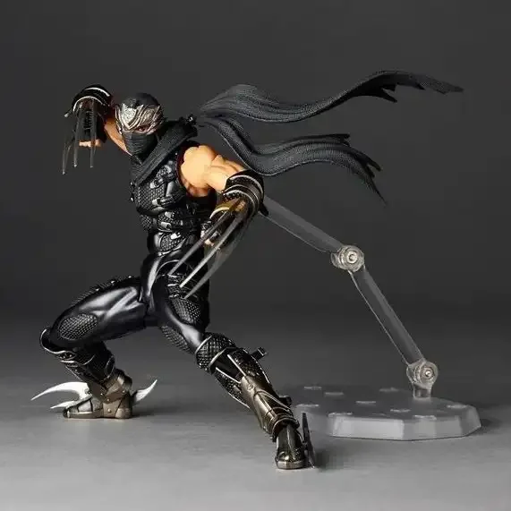 Amazing Yamaguchi Ryu Hayabusa Figure (20 cm) - Image 3