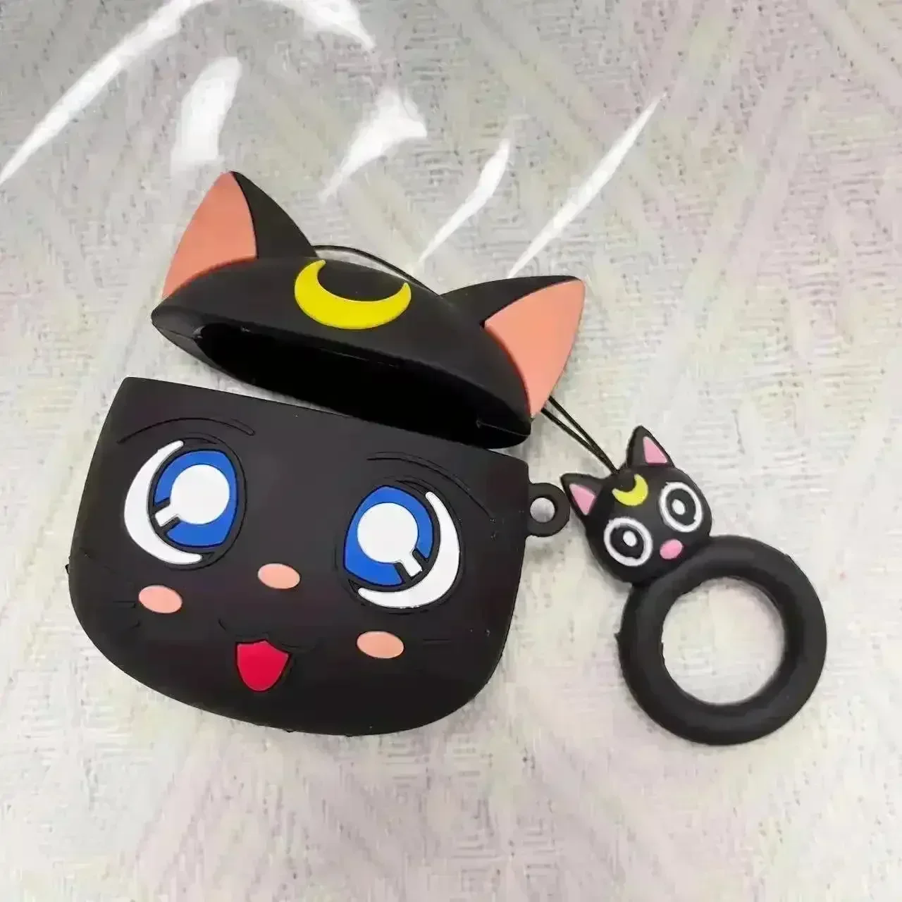 B&W Cat Case (For Airpods) - Image 7
