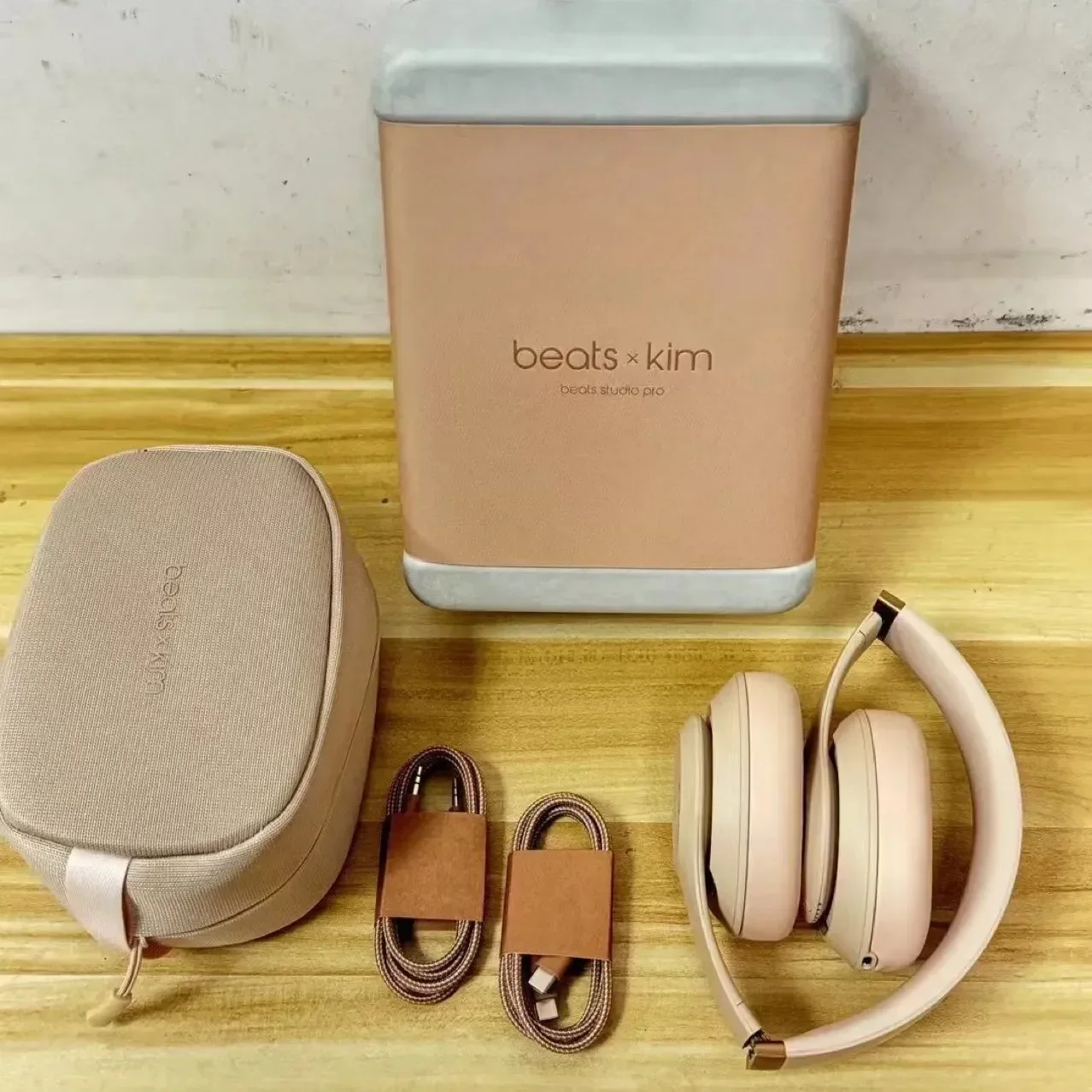 Baets KK Limited Edition Wireless Headphones - Image 5
