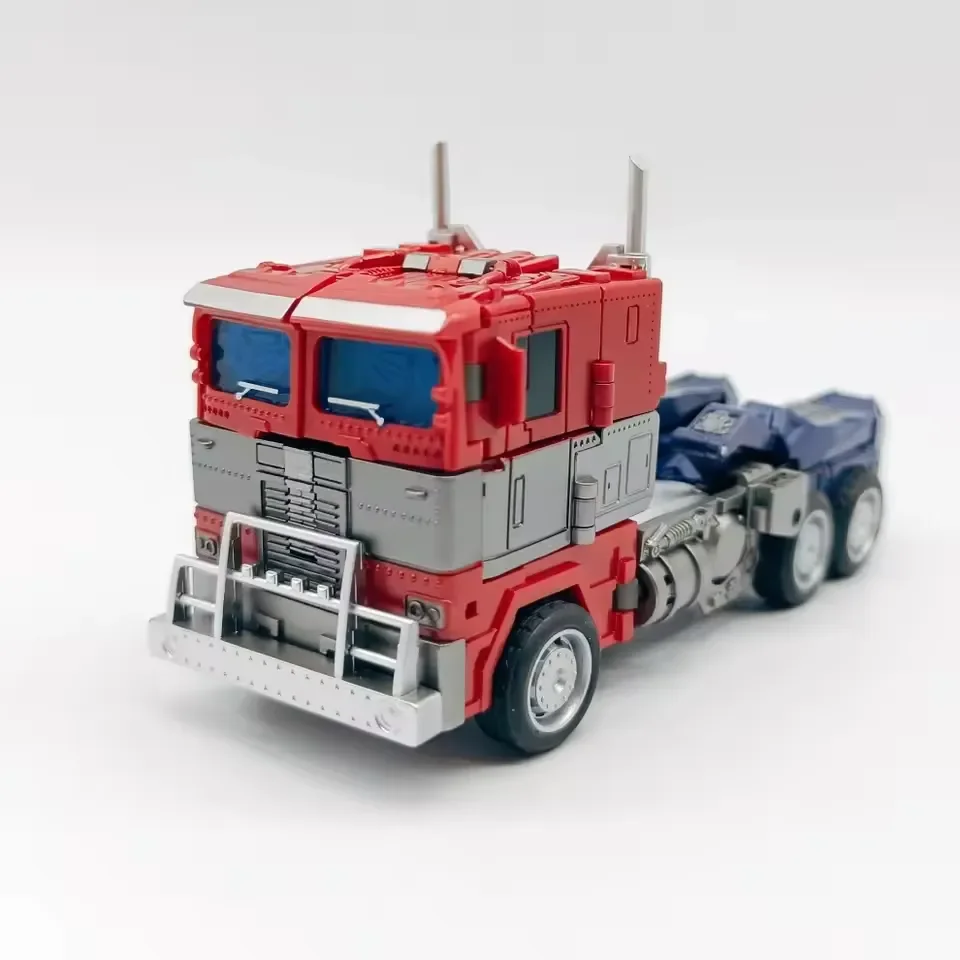 Baiwei Commander Cybertron TW-1027 Figure - Image 5