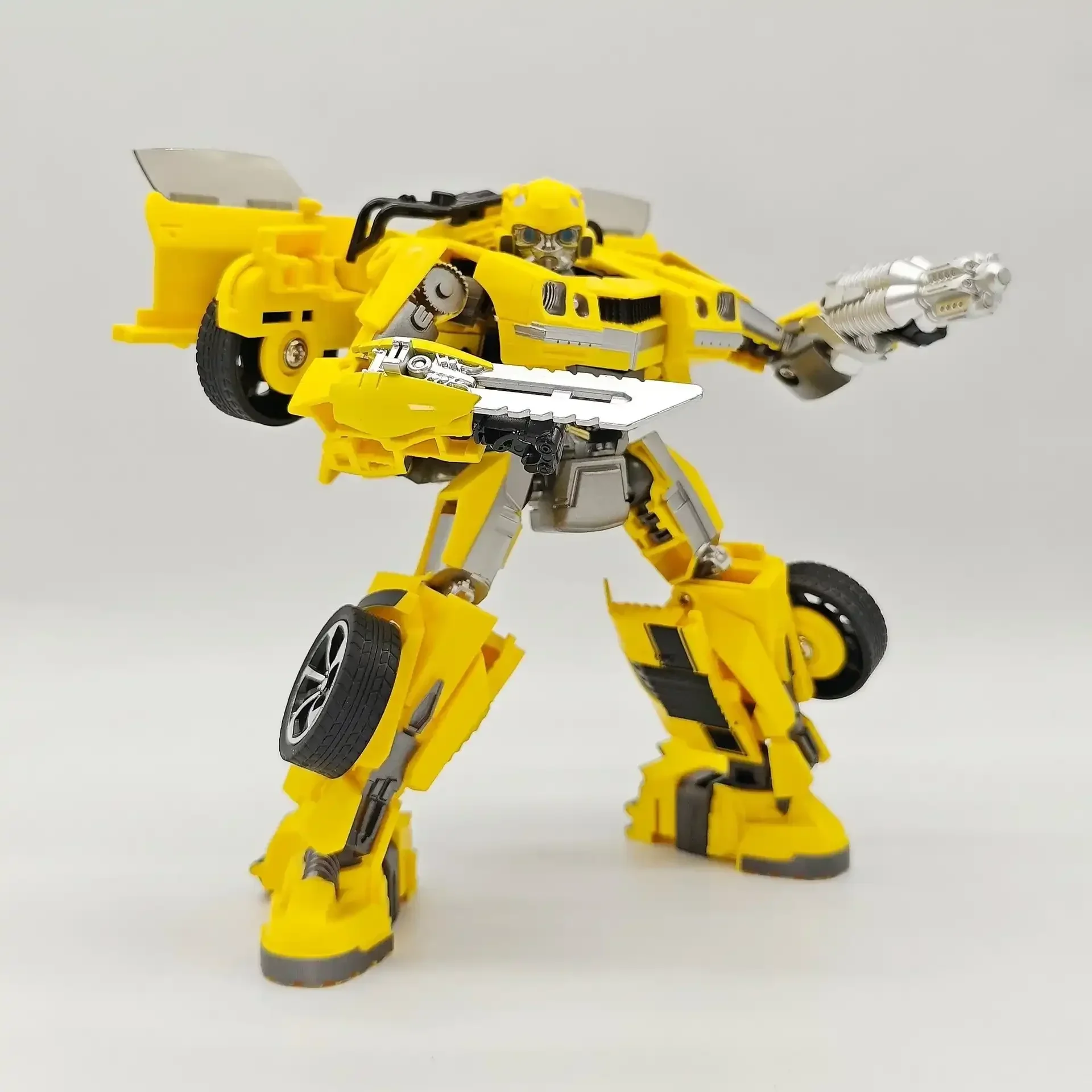 BAIWEI TW-1032 Bumblebee Figure (17 cm) - Image 4