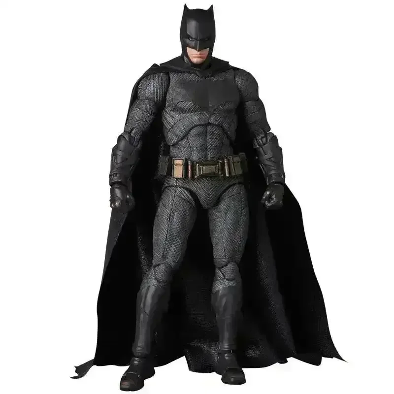Batman SHF Action Figurine (16 cm) - Image 2