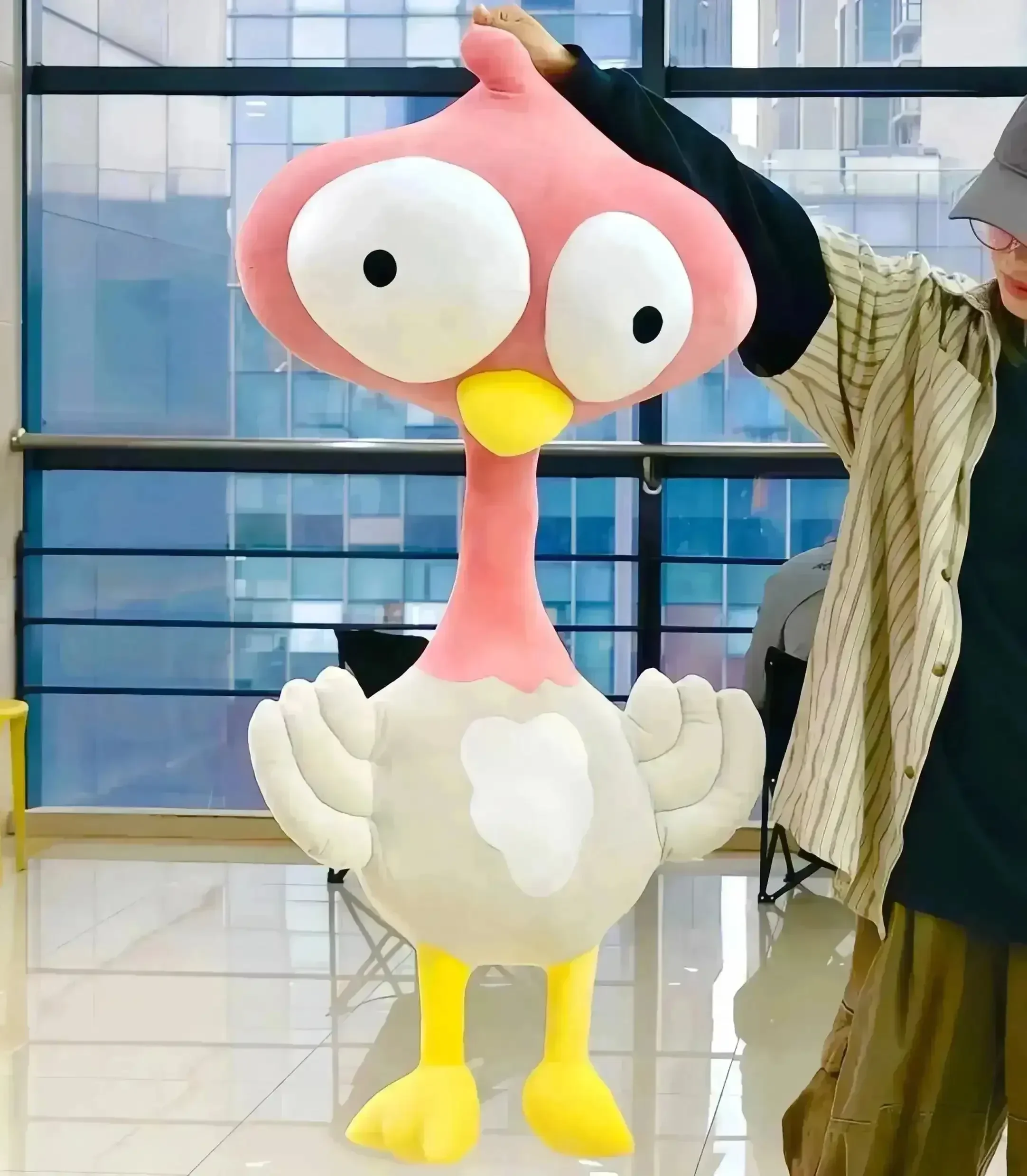 Big-eyed Chicken Plushie (100 cm) - Image 2