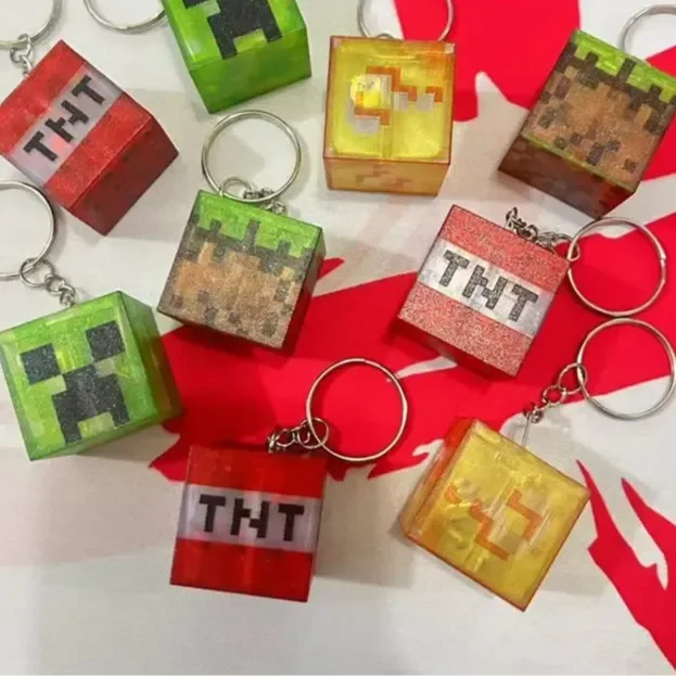 Minekraft Block Beacon LED Keychain - Image 6