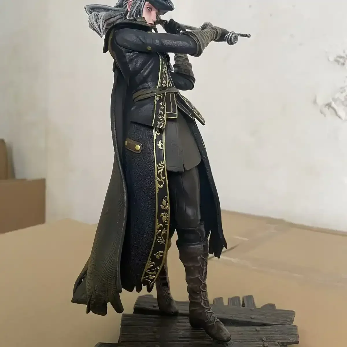 Bloodborne Maria Deluxe Figurine (29 cm) - Image 5