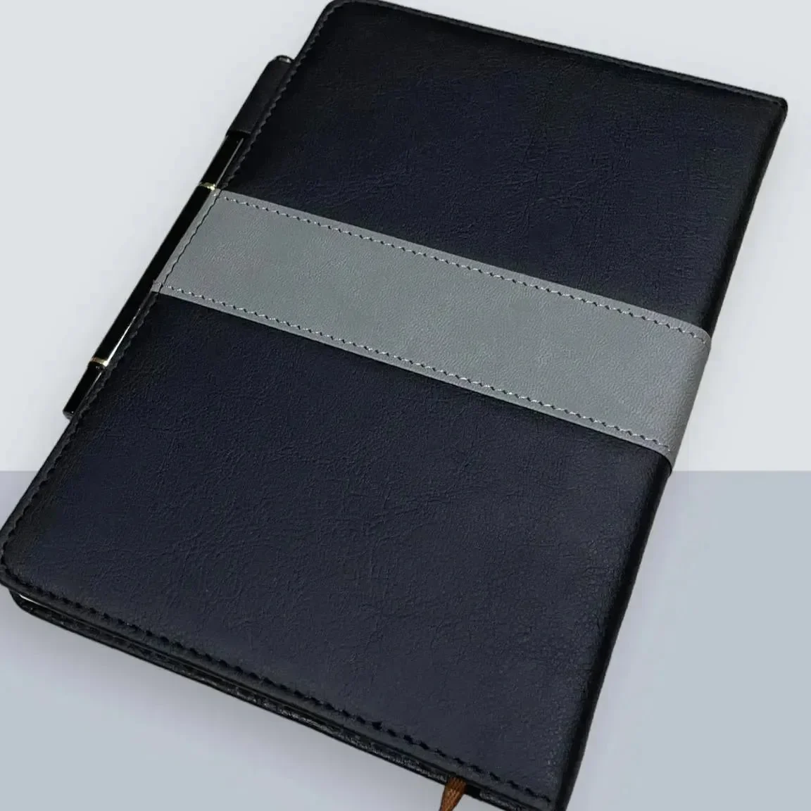 British Luxury Designer Notebook & Pen Set - Image 5