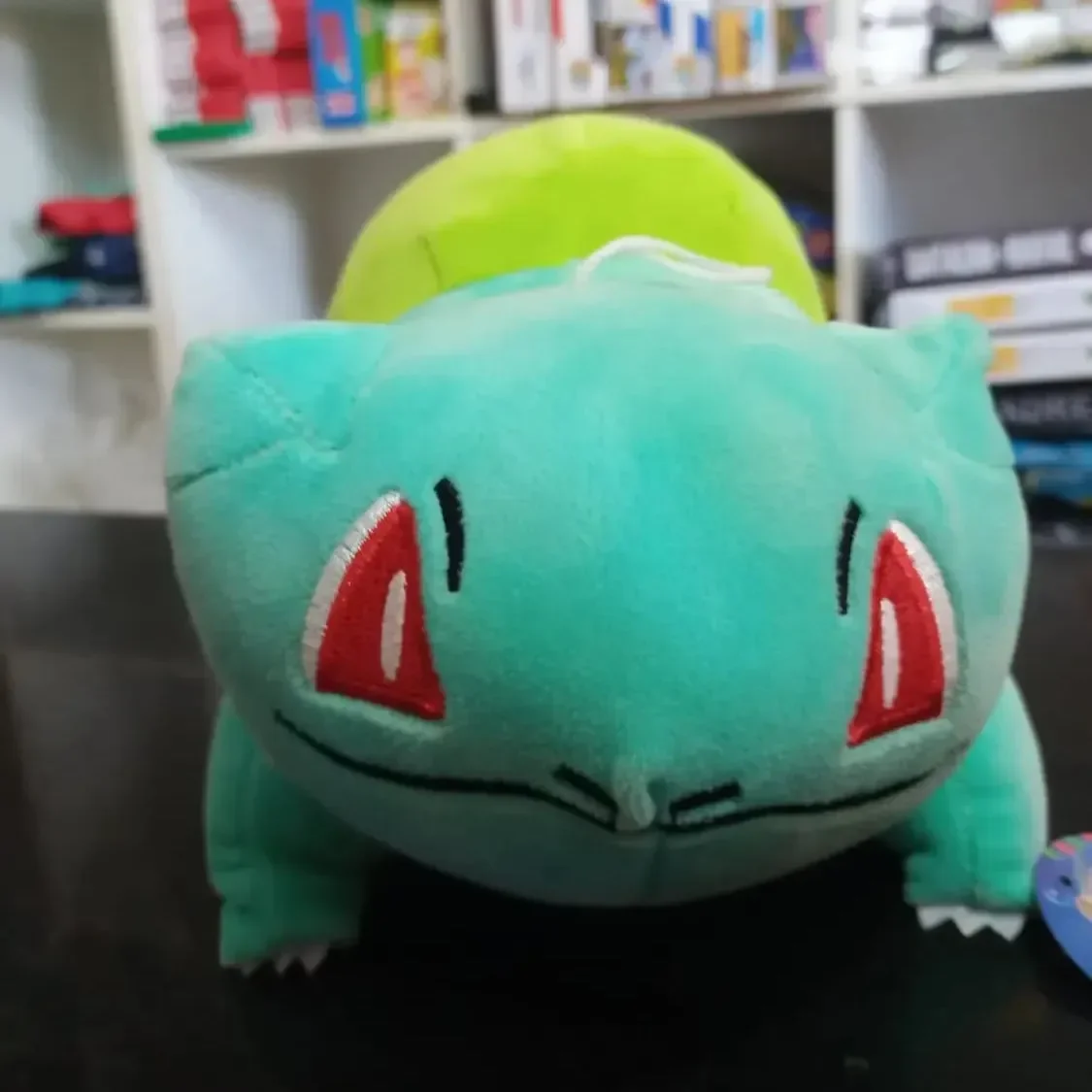 Bulbasaur Bloom Plushie (35 cm) - Image 7