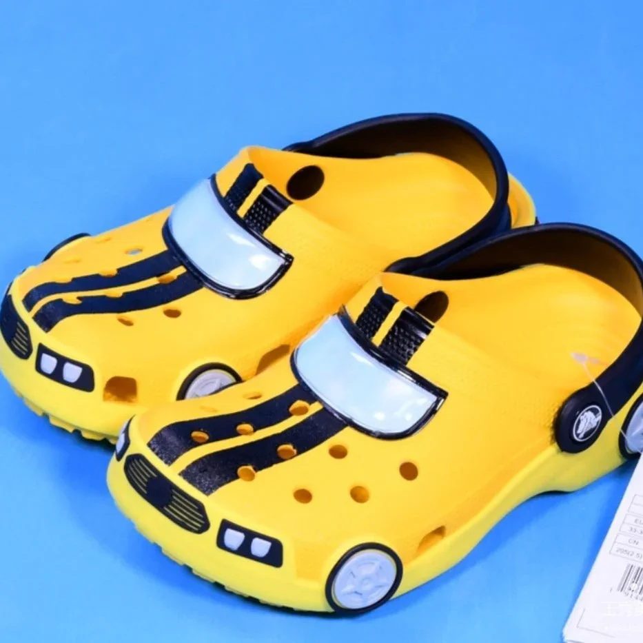 Bumblebee Trans4mers Scout Clogs - Image 6