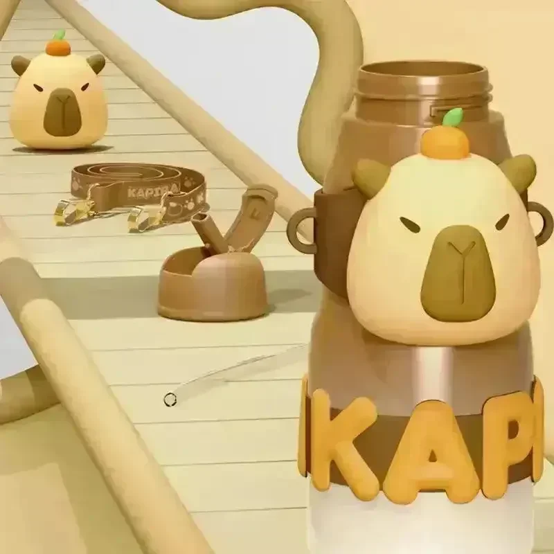 Capybara Squeezy Insulated Bottle (650 ml) - Image 3