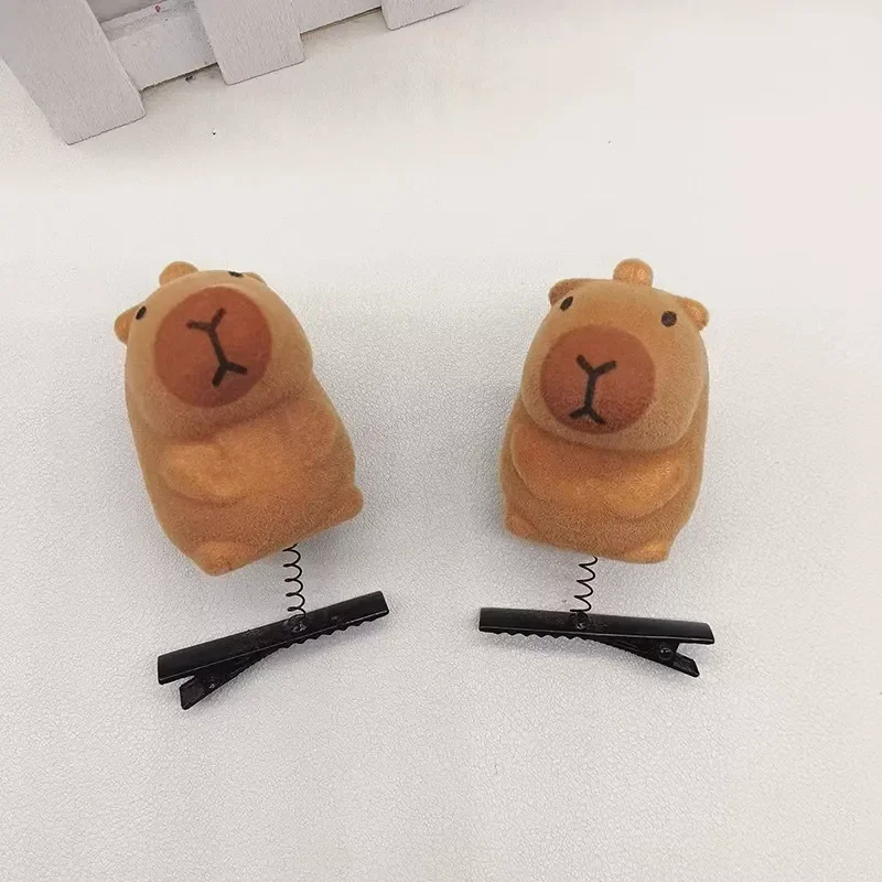 Capybara Velvet Zen Hair Clip - Image 5
