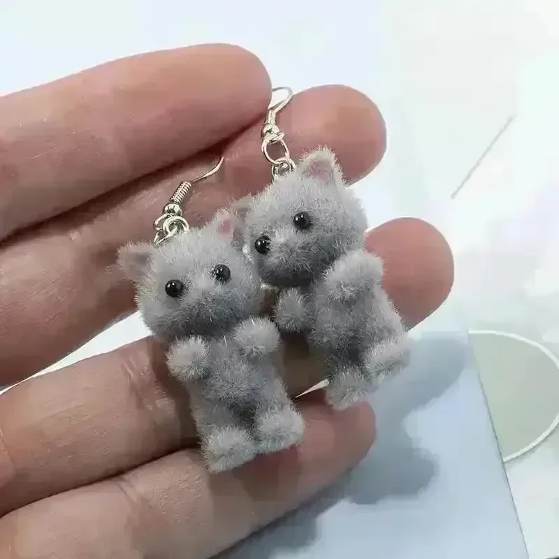 Charming Resin 3D Cat Earrings - Image 3