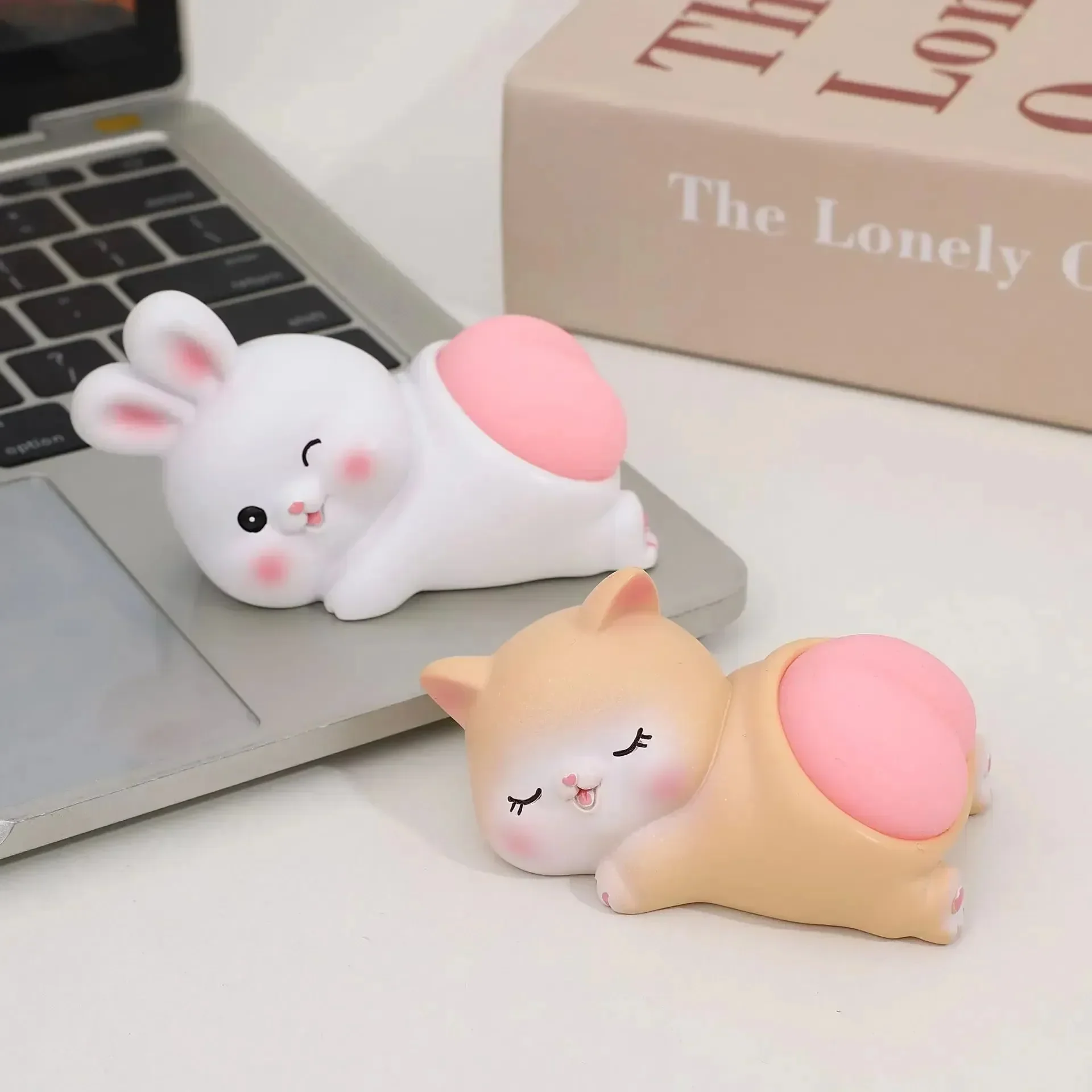 Cheeky Glow Mini Animal Ornaments Lamp - Image 8