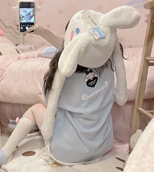Cinna Dreamy Heart Pup T-shirt - Image 12