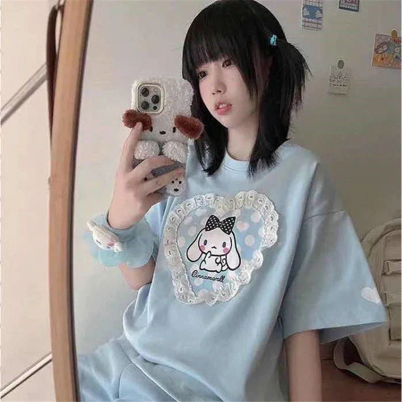 Cinna Dreamy Heart Pup T-shirt - Image 5