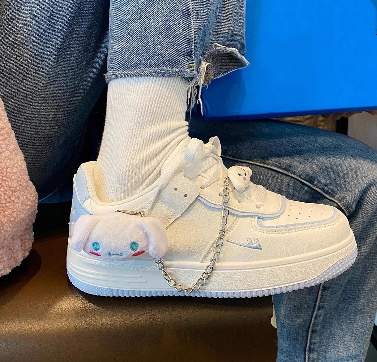 Cinna Swag Chains Casual Sneakers - Image 4