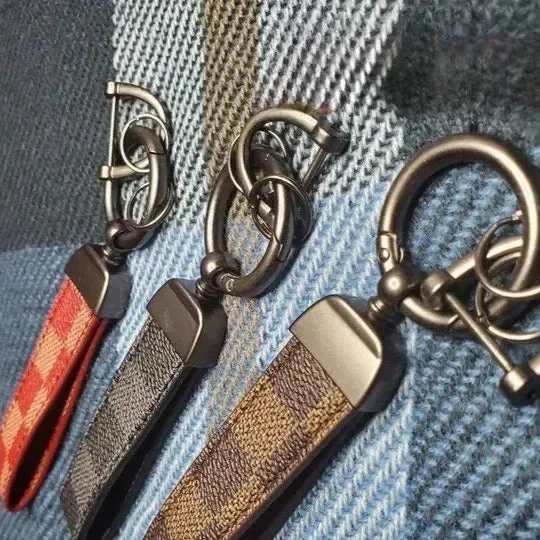 Classic Leather Premium Carry Keychain - Image 3