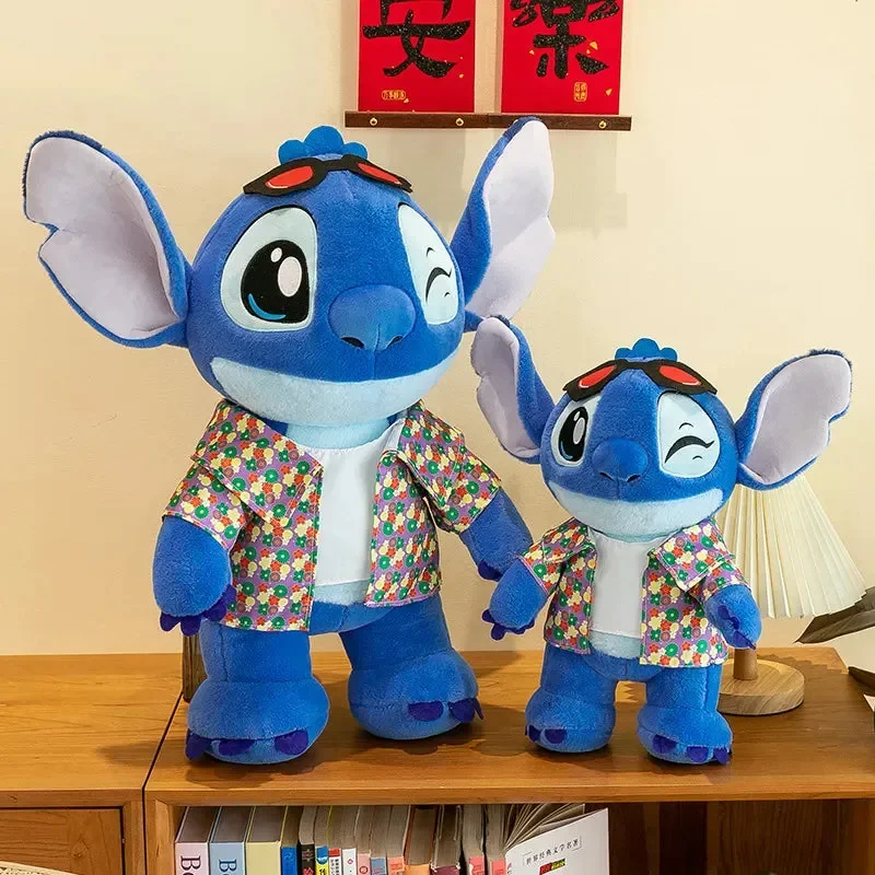 Cosmic Alien Tropicool Charm Plushie - Image 6