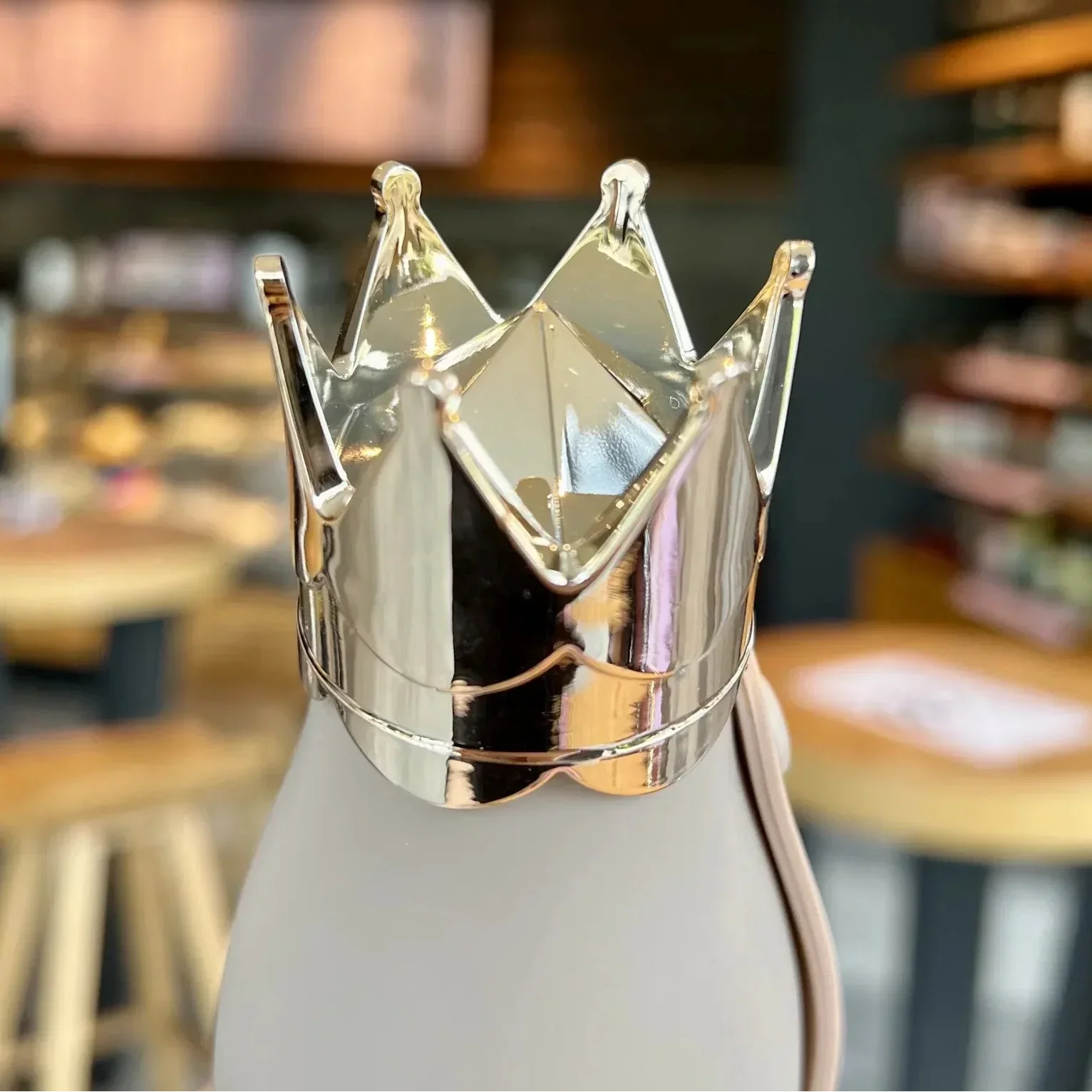 Crown Dream Royal Luxe Insulated Bottle (400 ml) - Image 12