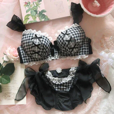 Lacy Pastels Underwear Set - Image 5