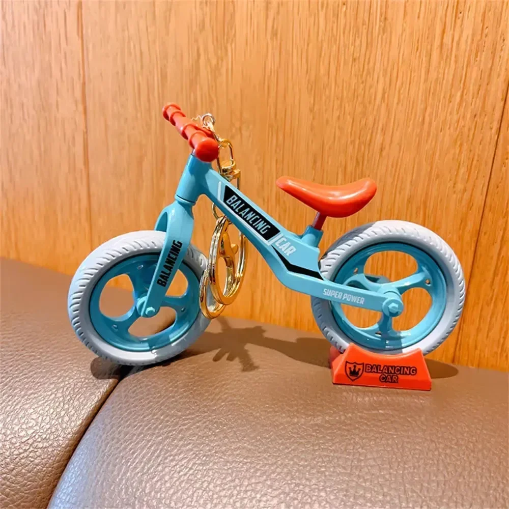 Cycle-Path Miniature Bicycle Keychain - Image 6