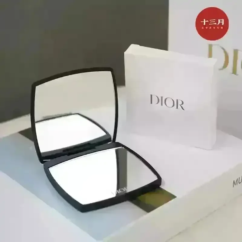 D Luxe Premium Lambskin Mirror - Image 6