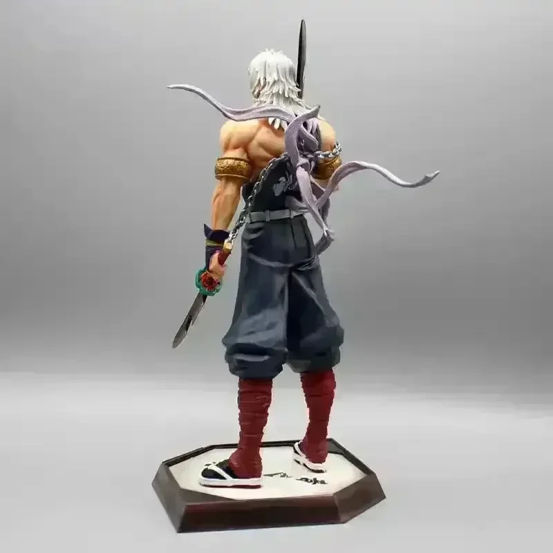 Demon Slayer Tengen Uzui Action Figurine (32 cm) - Image 2