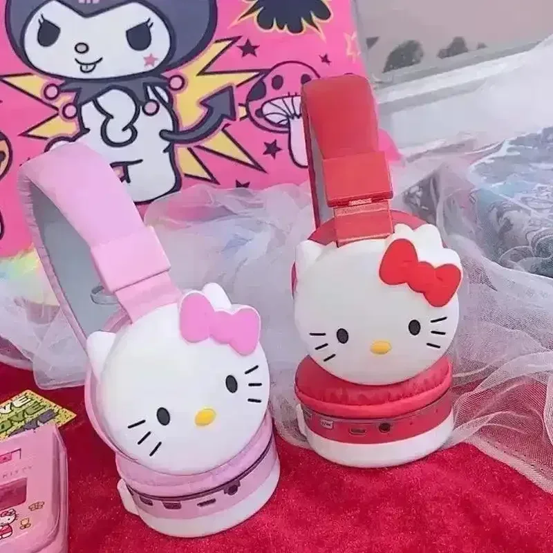 Sanliou Kuromi Hello Kitty AH 806 Wireless Headphones - Image 2