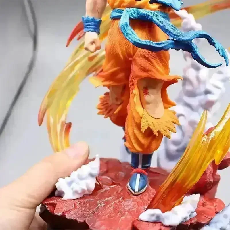Dragon Ball Z Super Saiyan Son Goku Action Figurine (27 cm) - Image 7