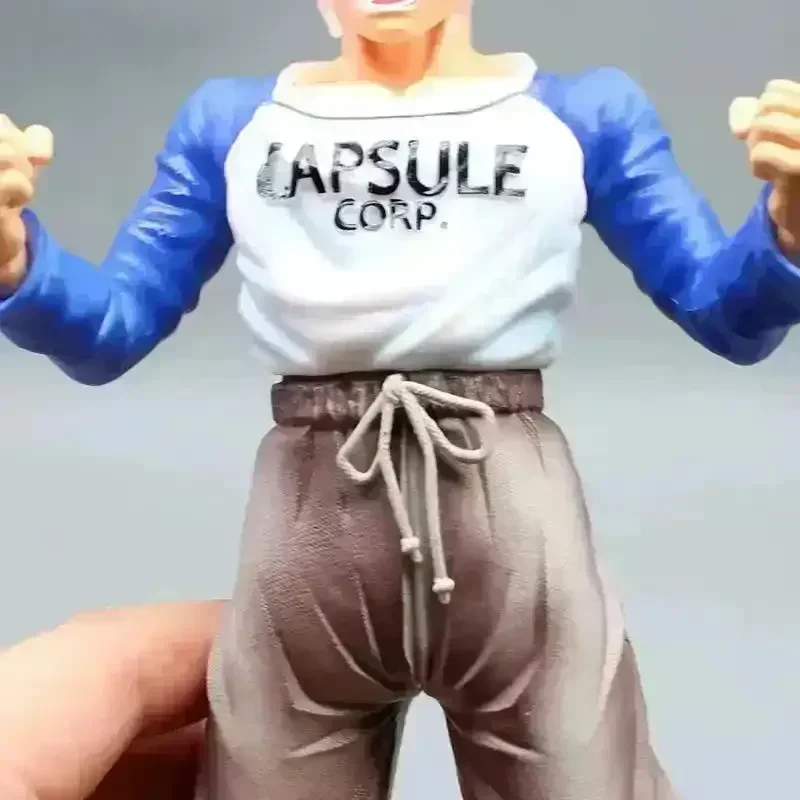 Dragon Ball Z Super Saiyan Trunks Action Figure (25 cm) - Image 8