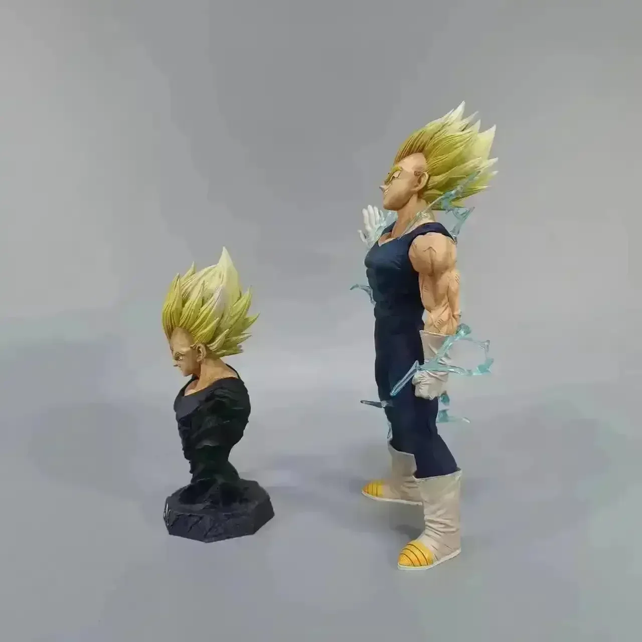 Dragon Ball Z Vegeta Action Figurine (26 cm) - Image 4