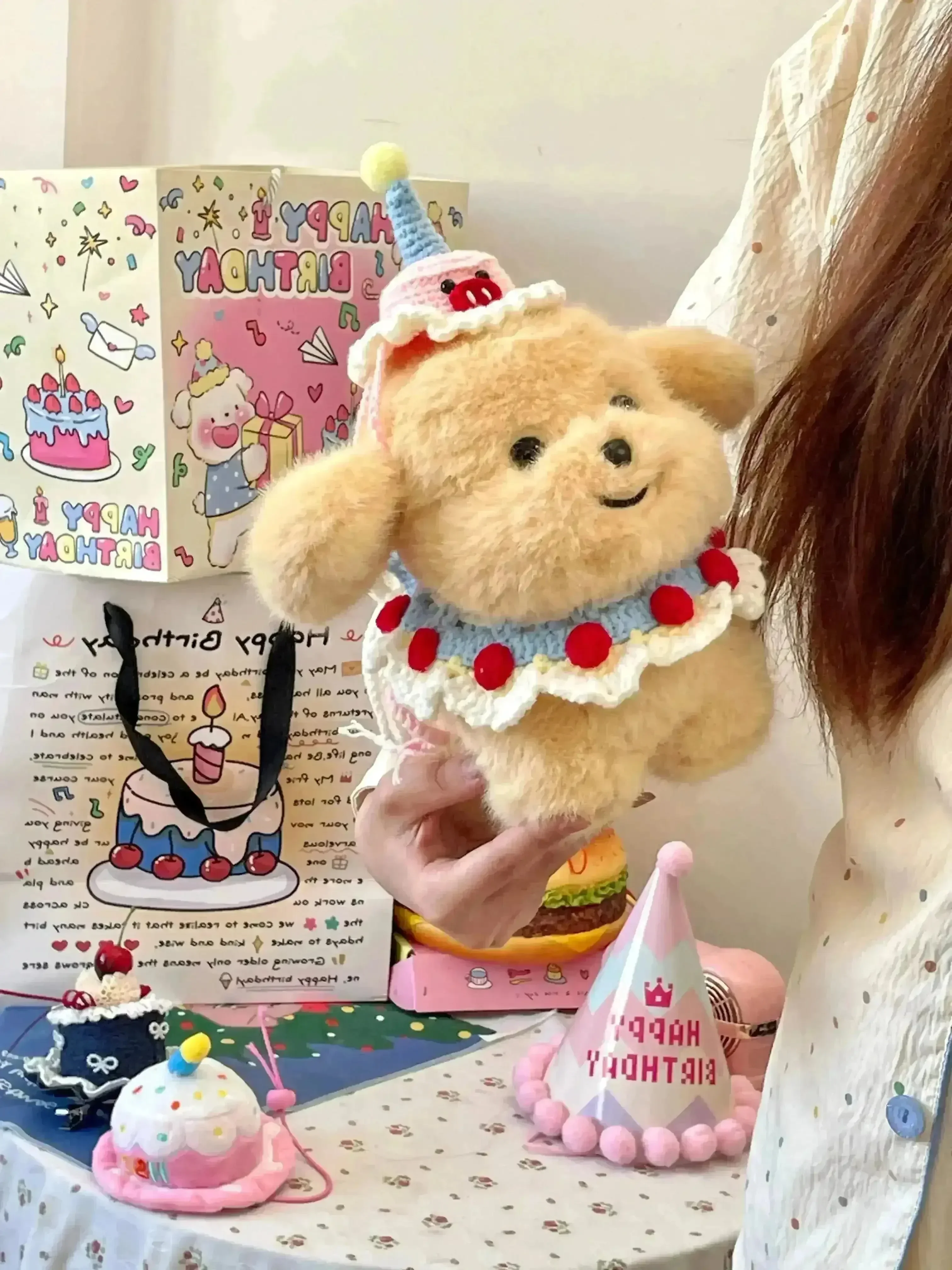 Dressed up Puppy Plushie (21 cm) - Image 11