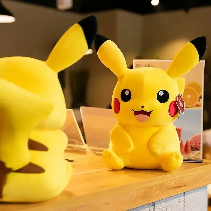 Electric Smile Pikachu Plushie (45 cm) - Image 4