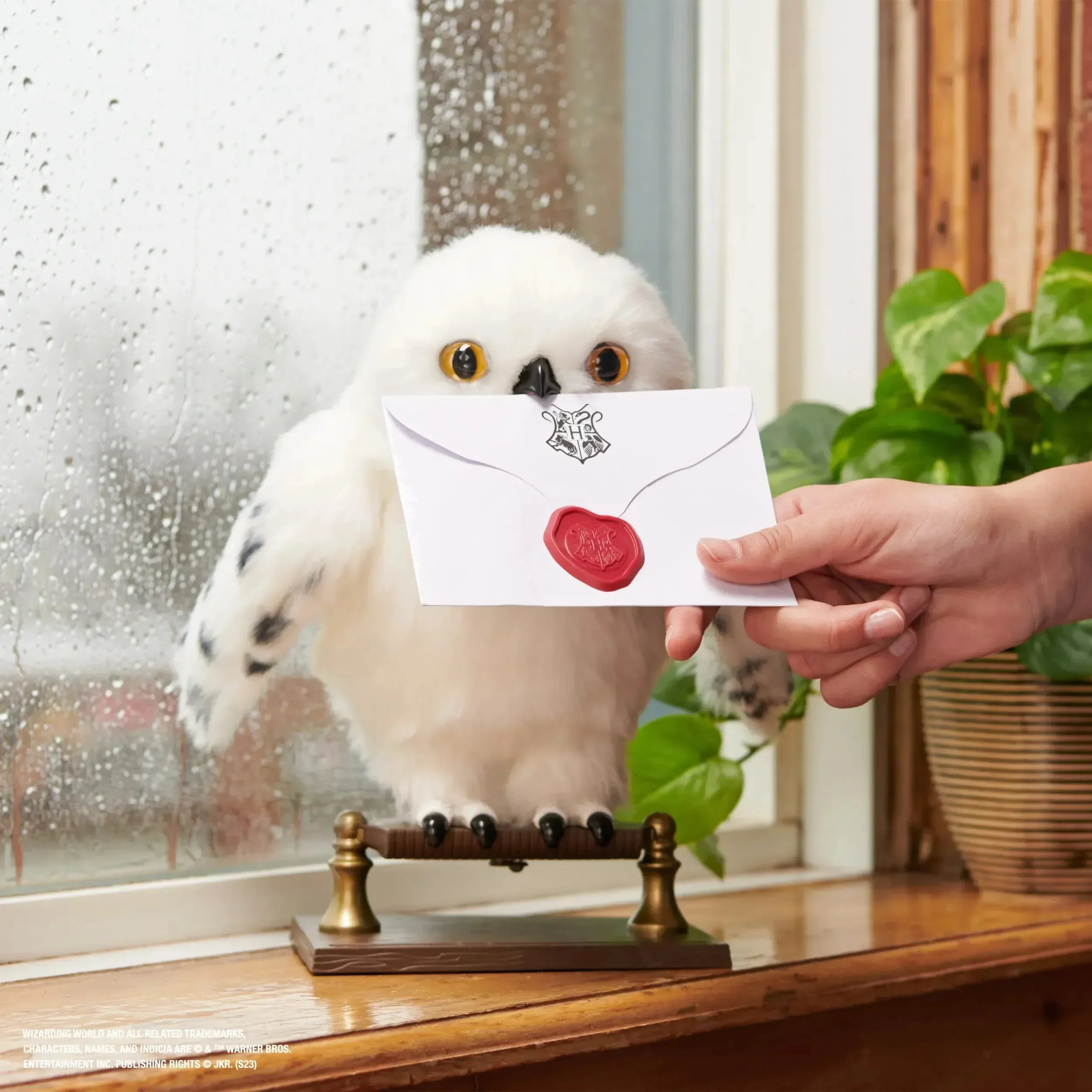 Enchanting Hedwig Interactive Plush Toy - Image 4