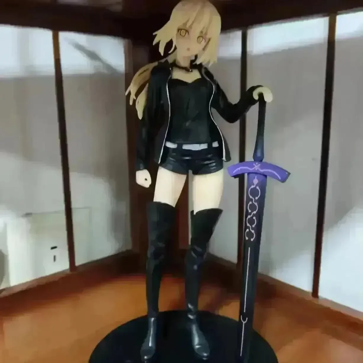 Fate Stay Night Saber Action Figure (23 cm) - Image 5