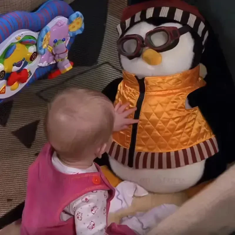 Friends Series Hugsy Penguin Plushie - Image 4