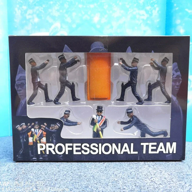 Ghanian Funeral Meme Figurines - Image 10