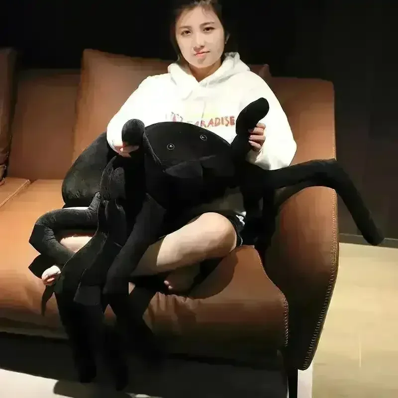 Giant Creepy Black Spider Plush Toy - Image 8