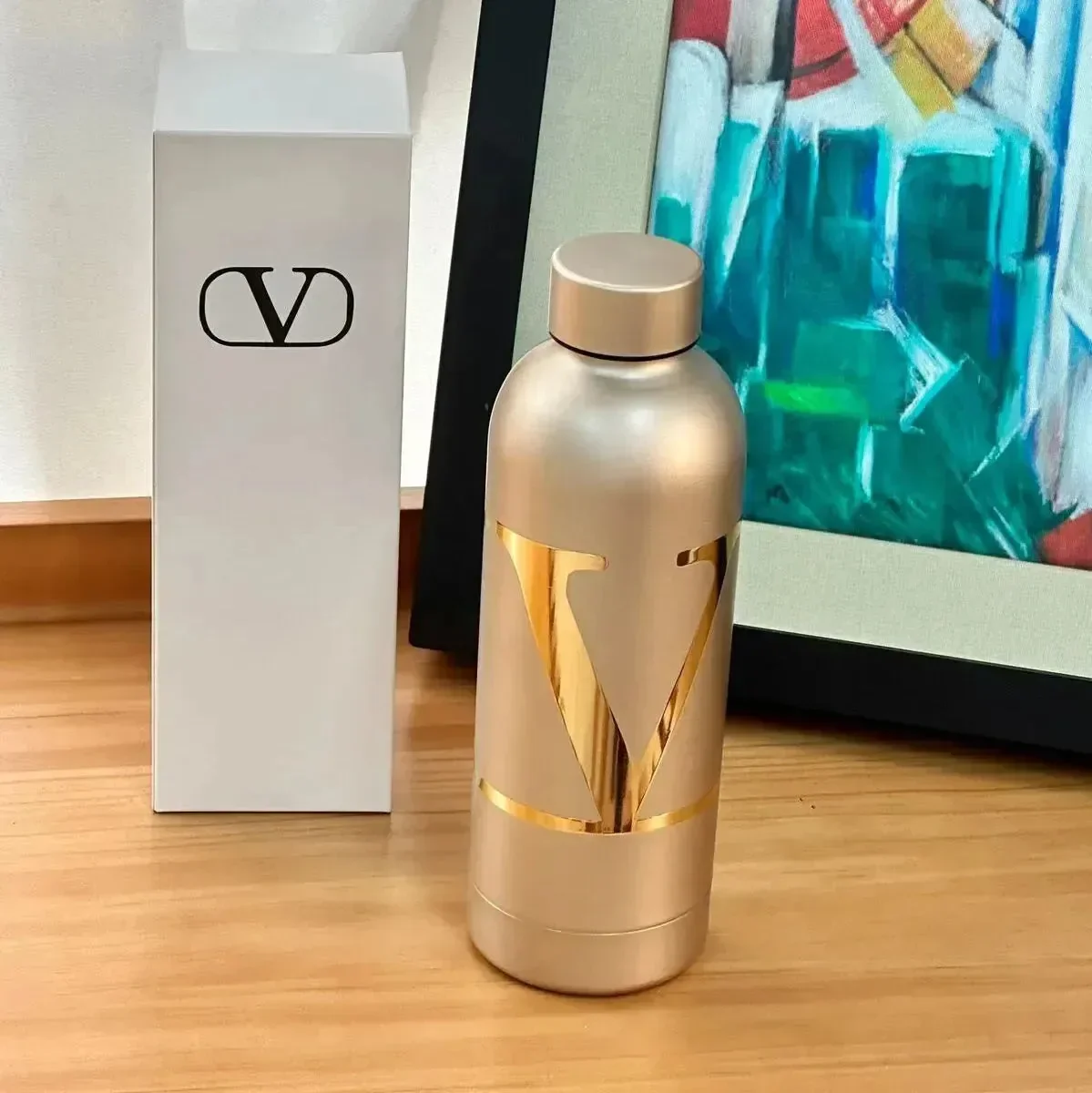 Gilded Grandeur Big V Bottle (500 ml) - Image 2