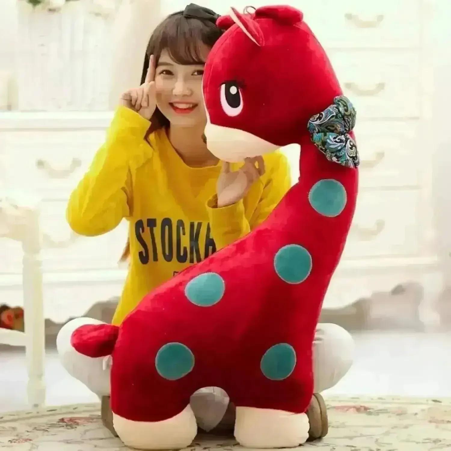 Long Neck Giraffe Pillow Plush Toy (80 cm) - Image 3