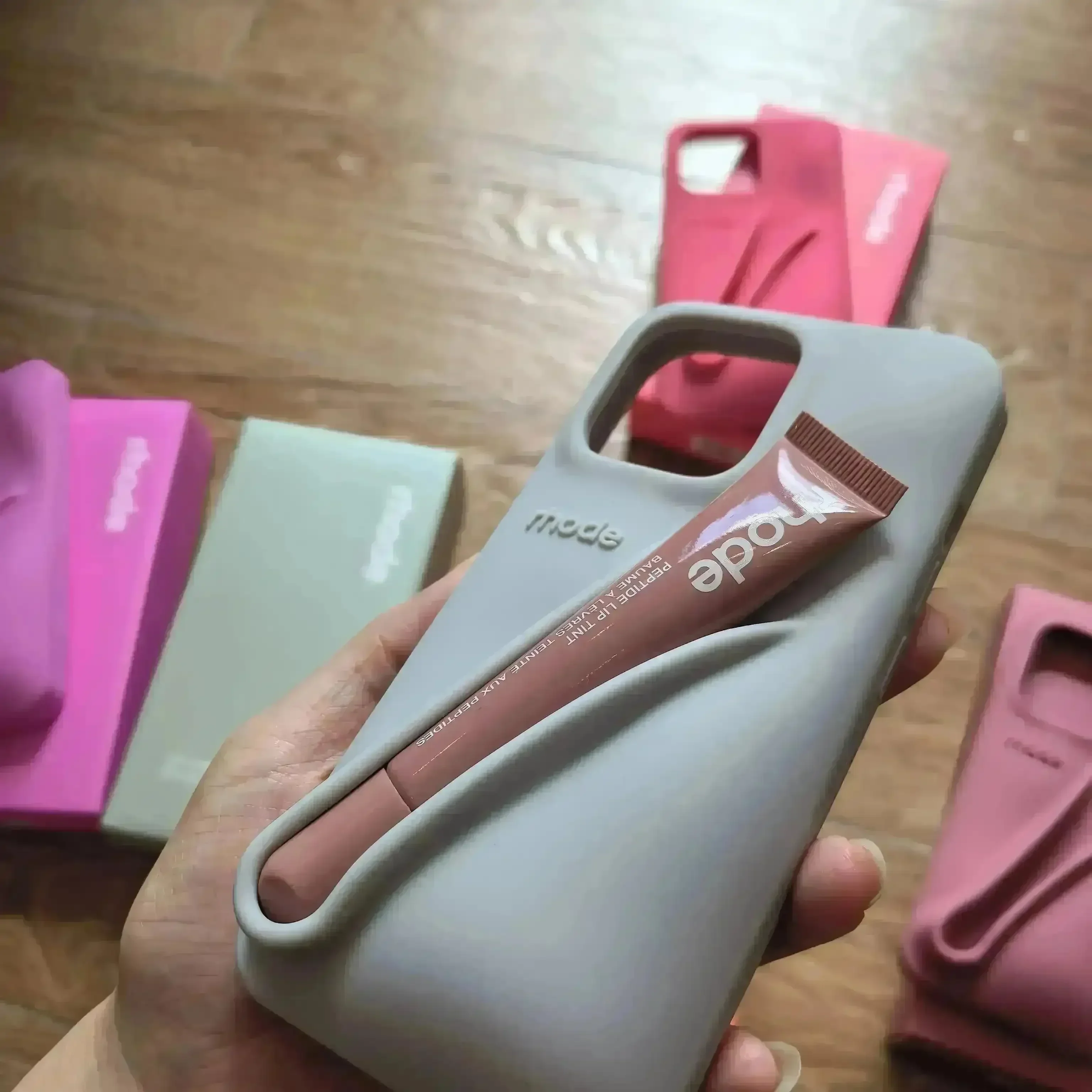 Glam Rhode Lipstick Case with Liptint (For iPhones) - Image 3