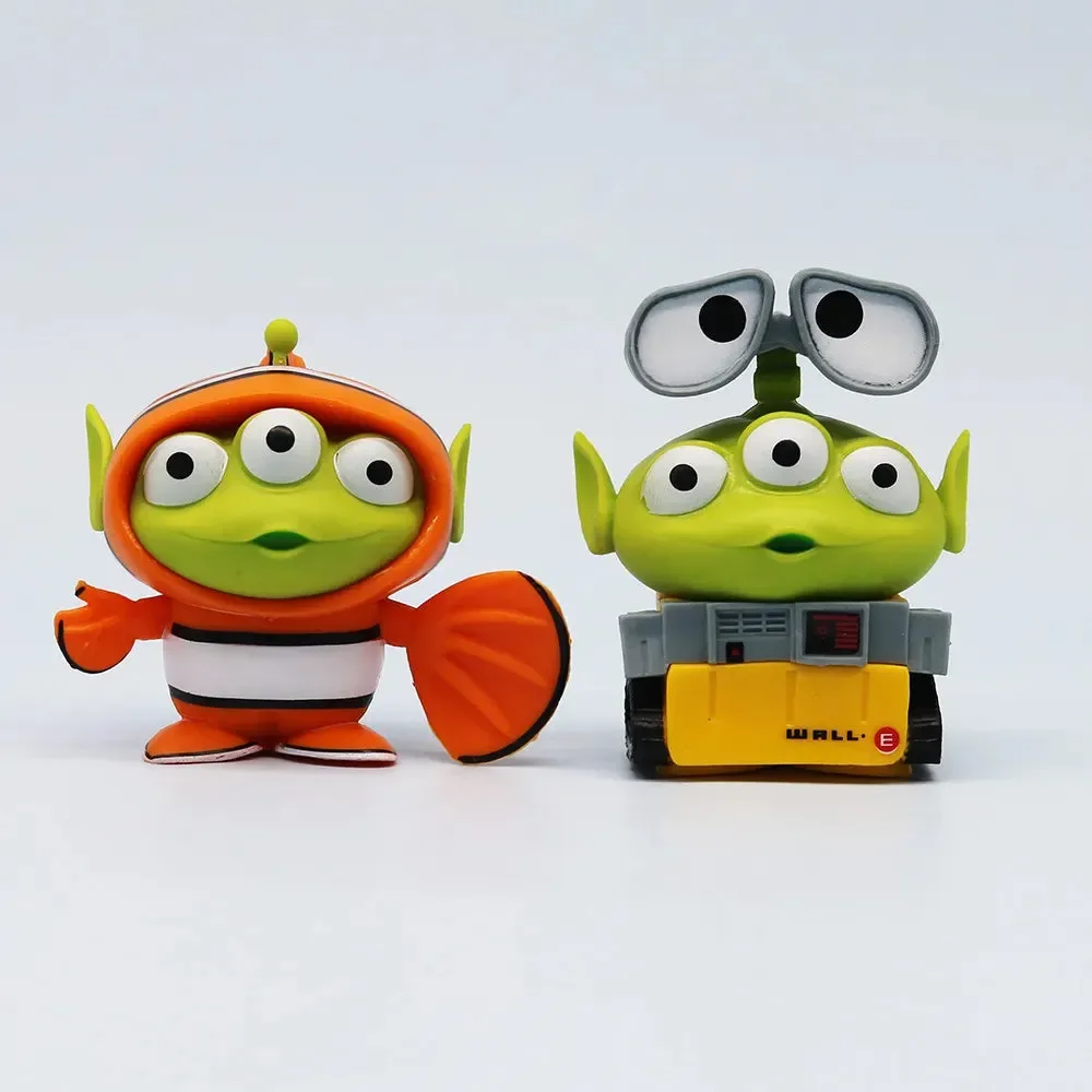 Green Alien Cosplay Crew Figurine Set - Image 5