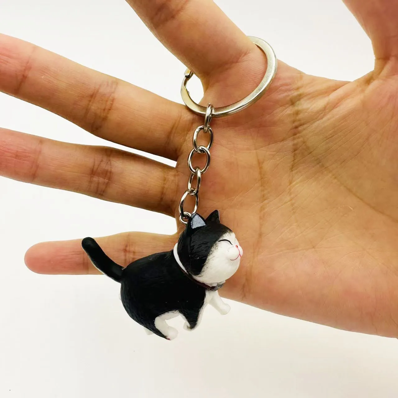 Happy Strides Walking Kitty Keychain - Image 8