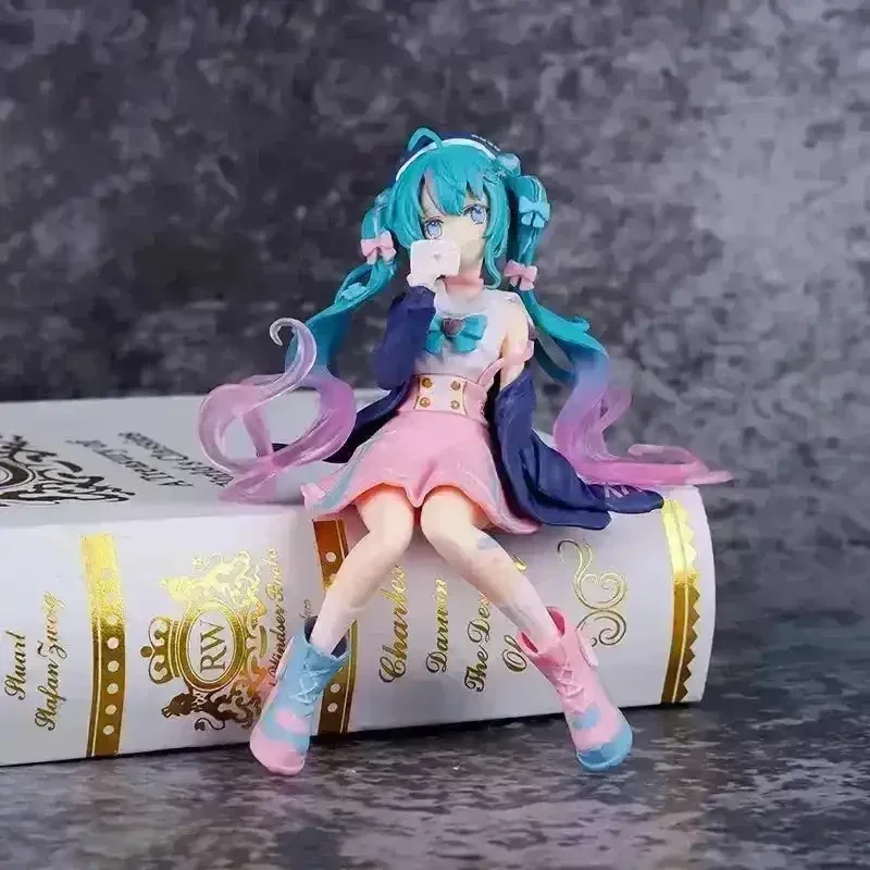 Hatsune Miku Kawaii Virtual Singer Figurine - Image 4