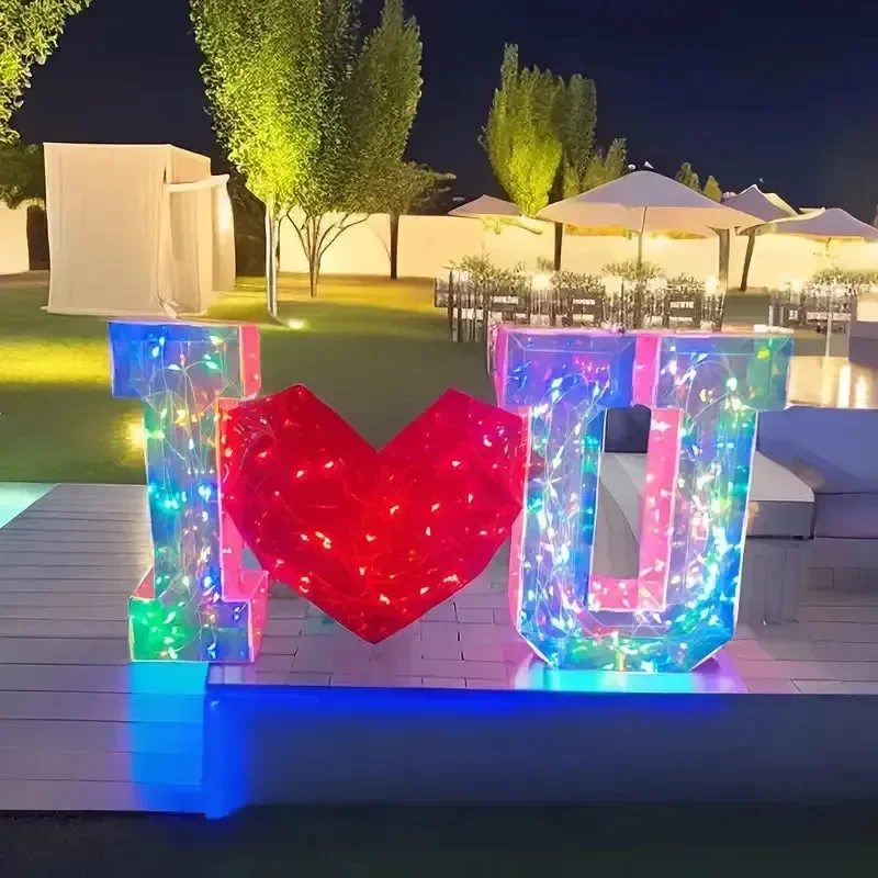 Heart's Whisper I Love You Lamp