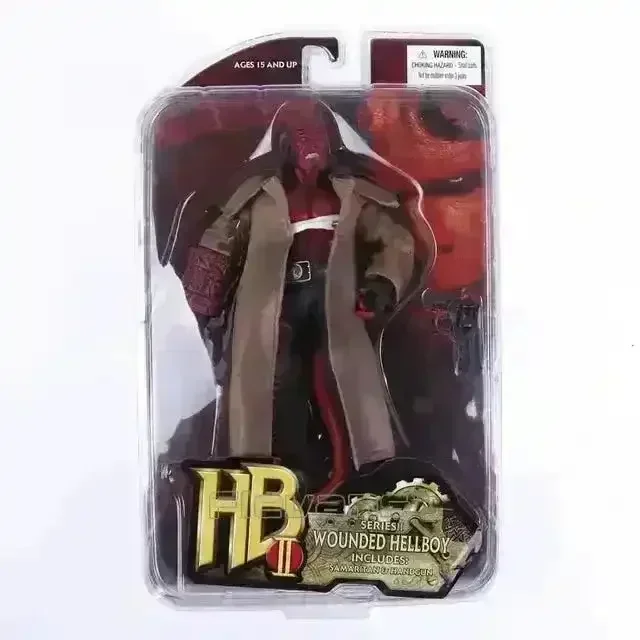 Hellboy Mezco Trench Coat Figurine (18 cm) - Image 8