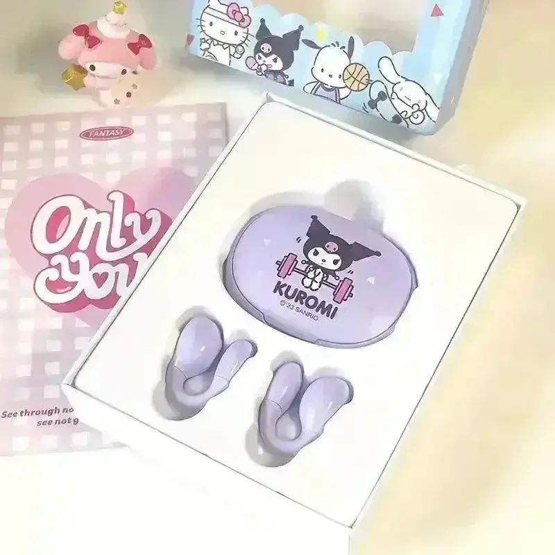 Hello Kitty and Friends Clip-on Wireless Earphones - Image 4